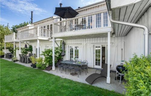 Nykobing Sjaelland Apartment | Family-Friendly 3 Bedroom Apartment with Pool in Nykøbing Sj