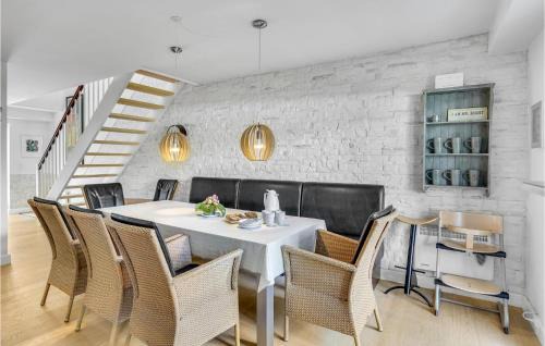 Nykobing Sjaelland Apartment | Family-Friendly 3 Bedroom Apartment with Pool in Nykøbing Sj