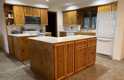 Whitefish Cottage | Relaxing Lake Front Cabin on Beautiful Whitefish Lake