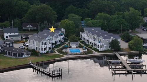 Saugatuck House | Inviting Lakefront Condo with Pool Near Saugatuck Downtown