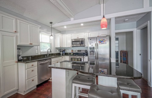 Cicero Cottage | Lakefront Cottage on Morse Reservoir with Private Boat Slip