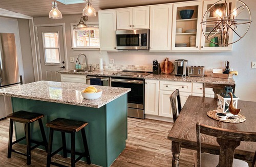 Olympia House | Idyllic Lake Front Home with Stunning Ocean and Lake Views
