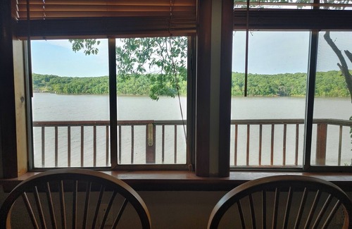 Edwards Cottage | Lakefront Retreat with Dock, Rated 9.6 - Pet Friendly Stay