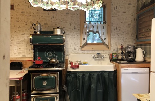 Gloversville House | Secluded Firefly Lodge: Lakefront Cottage in Adirondacks