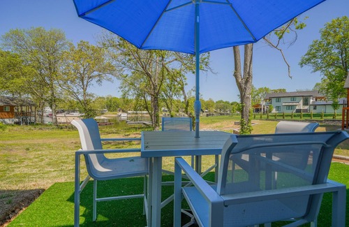 Afton House | Lake Front Retreat on Monkey Island with Spa & Hot Tub