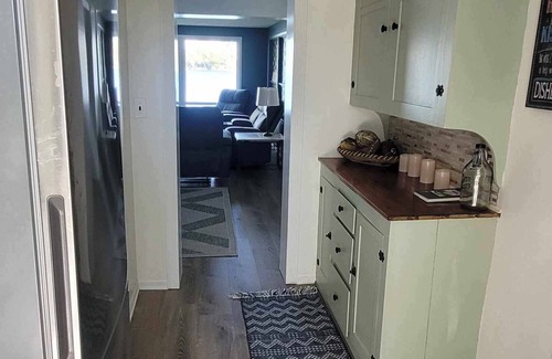 Ogemaw County Cottage | Relax at Lake Front on Little Clear Lake - Comfort Resort
