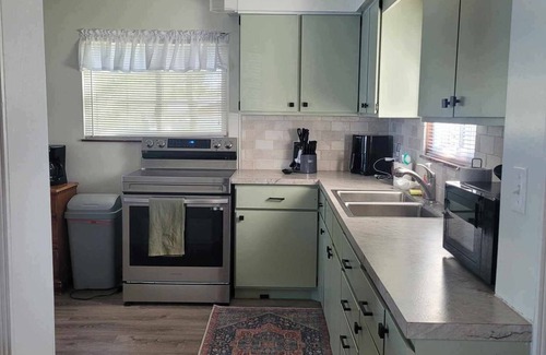 Ogemaw County Cottage | Relax at Lake Front on Little Clear Lake - Comfort Resort