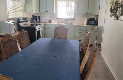 Ogemaw County Cottage | Relax at Lake Front on Little Clear Lake - Comfort Resort