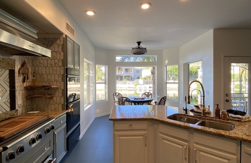 Arrowhead Lakes House | Idyllic Lake Front Property with Spectacular Mountain Views