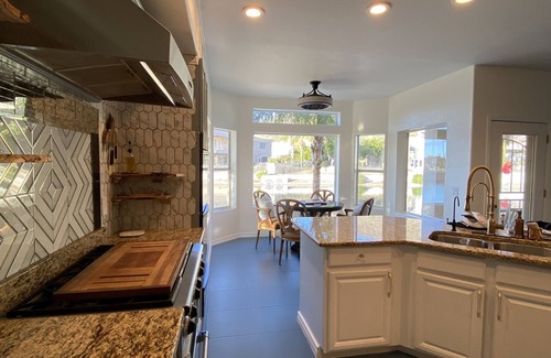 Arrowhead Lakes House | Idyllic Lake Front Property with Spectacular Mountain Views