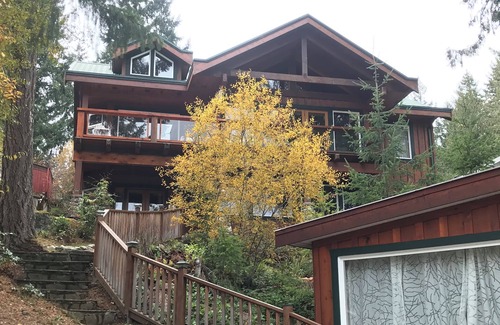 Shawnigan Lake House | Serene Lake Front Relaxation with Pool and Ocean Views