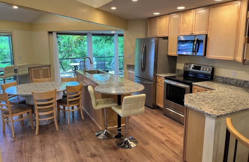 Lake Ozark Villa | Elegance by the Lake: Pet-Friendly Retreat with Private Deck