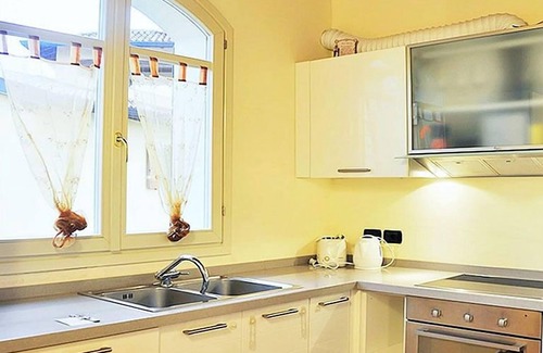 Manerba del Garda Apartment | Inviting Lake Garda Retreat with Pool & Ocean View