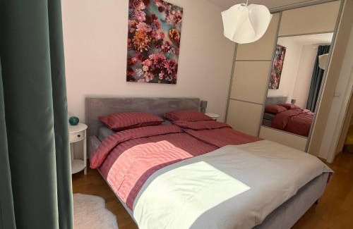 Zagreb Apartment | Lake Garden - Cozy Two-Bedroom Apartment with flexible Check-In, Terrace, and Netflix