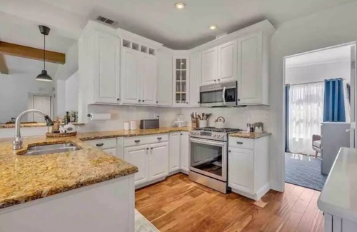 Forest City House | Experience Magic at Our Lake Getaway in Orlando!