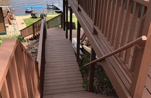 Marenisco Cottage | Cozy Lake Gogebic Private Cabin - Pet Friendly & Kitchen