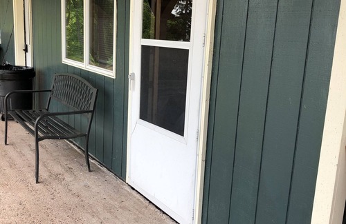 Marenisco Cottage | Cozy Lake Gogebic Private Cabin - Pet Friendly & Kitchen