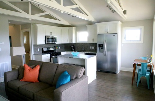 Mid America Cabin | Lake Hamilton Cottage: Unmatched Mountain Views & Amenities