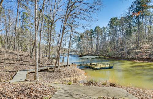Fair Play House | Lake Hartwell Retreat with Private Dock and Fire Pit