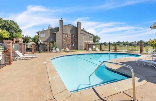 Quail Creek Apartment | Lake Hefner Hideaway Condo