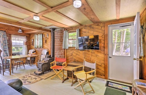 Sanbornton House | Lake Hermit Cabin: Kayaks, Paddleboards & 10/10 Reviews!