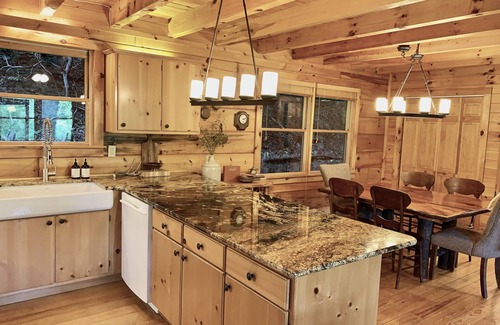 Hidden Lake Cabin | Idyllic Lake Hideaway 2: Private Dock & Scenic Views