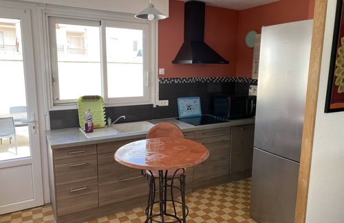 Le Fort Bloque House | Beachside Retreat: Perfect for Families and Pets