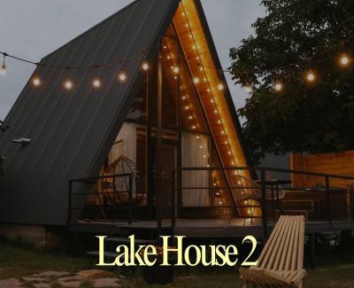 Armenia Apartment | Lake House A Frame: Pet Friendly Retreat with Hot Tub