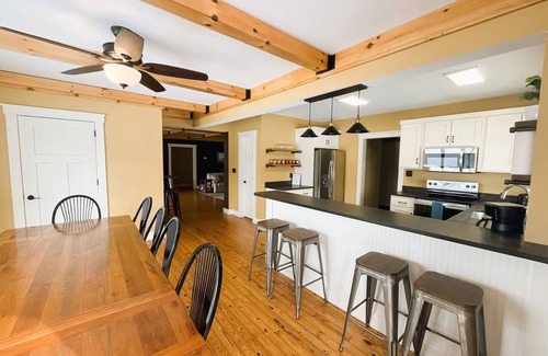 Logan Cabin | Serene Lake House Villa with Spa and Hot Tub Experience
