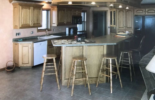 Larsen House | Idyllic Lake House with Easy Access to Fox Valley Cities