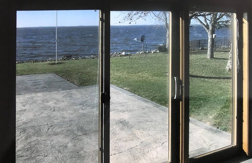 Larsen House | Idyllic Lake House with Easy Access to Fox Valley Cities
