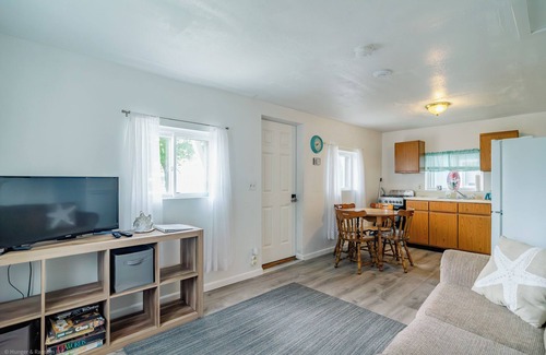 Oscoda Cabin | Enjoy Lake Huron Beach Cabin at Havenwood Shores No. 2