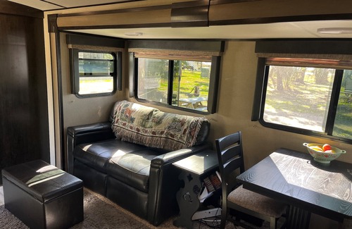 Au Gres RV Rental | Lake Huron RV Rental with Boat Slip and Family-Friendly Amenities