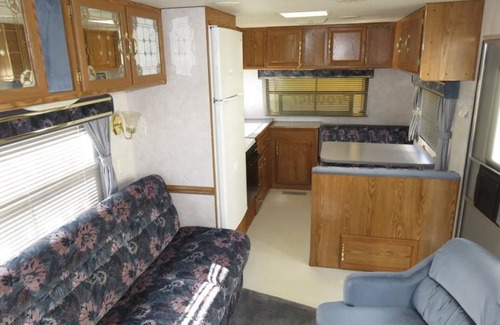 Mountain Mesa House | Relaxing Lake Isabella RV Resort: Pet-Friendly Getaway
