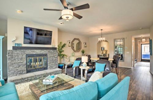Salem Apartment | Waterfront Lake Keowee Resort Condo with Pool & Balcony