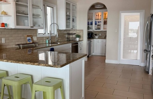 Sunrise Beach Village House | Lake LBJ Spacious 5BR, 3.5Bath Big Water Views Boat Dock PWC lift Lake Living!