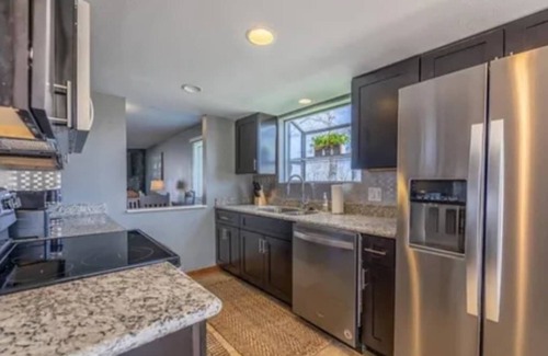 Lake Ozark Condo | Lake-Life Condo: Family-Friendly Retreat Near Attractions