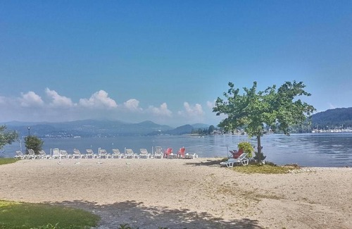 Villaggi Apartment | Lake Maggiore Apartment: Ocean View & Private Beach Access