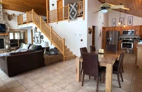Emily Cabin | Unforgettable Lake Mary Lodge Experience in Emily, MN