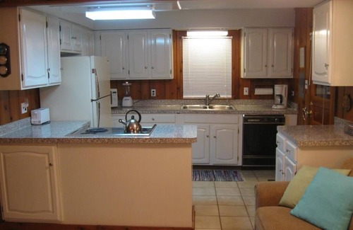 Manistee Cottage | Breathtaking Lake Michigan Views & Spectacular Sunsets