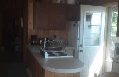 Montague Cottage | Discover Lake Michigan Beachfront with Private Access!