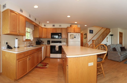 Northport Cottage | Unforgettable Sunsets at Lake Michigan Beachfront Cottage