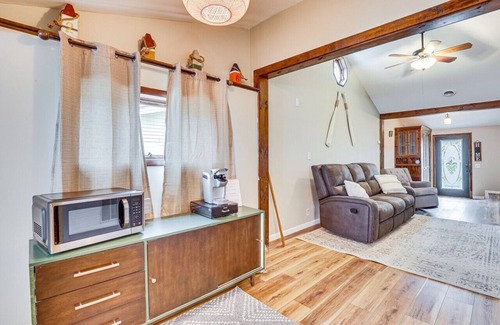 Craig Beach House | Lake Milton Retreat: Steps from Beach with Hot Tub & Views