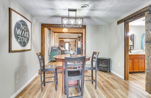 Craig Beach House | Lake Milton Retreat: Steps from Beach with Hot Tub & Views