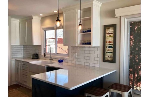 Mound House | Discover Lake Minnetonka with a Covered Boat Dock!