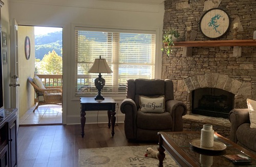 Young Harris Condo | Lake & Mountain View Villa with Pool and Bunk Room Escape