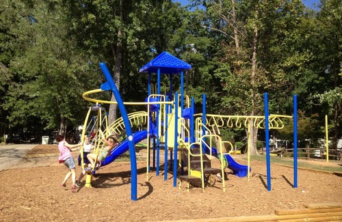 Mocksville Resort | Lake Myers Lakeside Villa 16: Family-Friendly & Pool Access