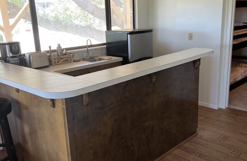 Oak Shores House | Scenic Lake Naci Rendezvous with Breathtaking Views