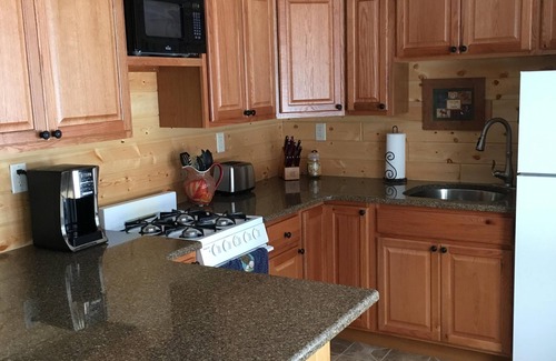 Tomahawk Cottage | Relaxing Lake Nokomis Retreat with Spa and Ocean Views