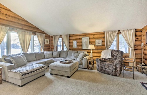 Tomahawk House | Lake Nokomis Escape: Dock & Beach Access Awaits You
